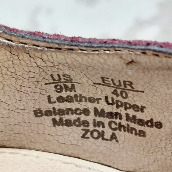 Elegant Burgundy Heels - Picture 11 of 12